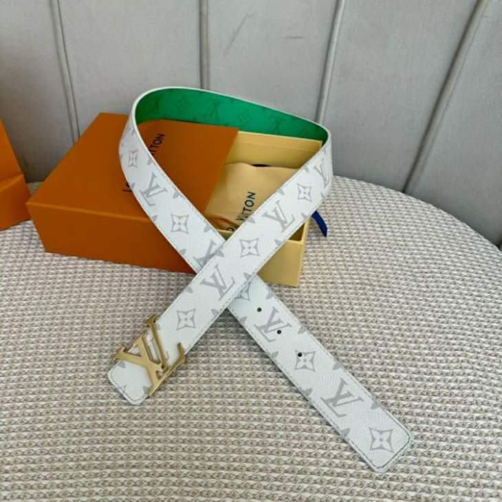 Picture of Louis Vuitton Belts _SKUfw136666884fw